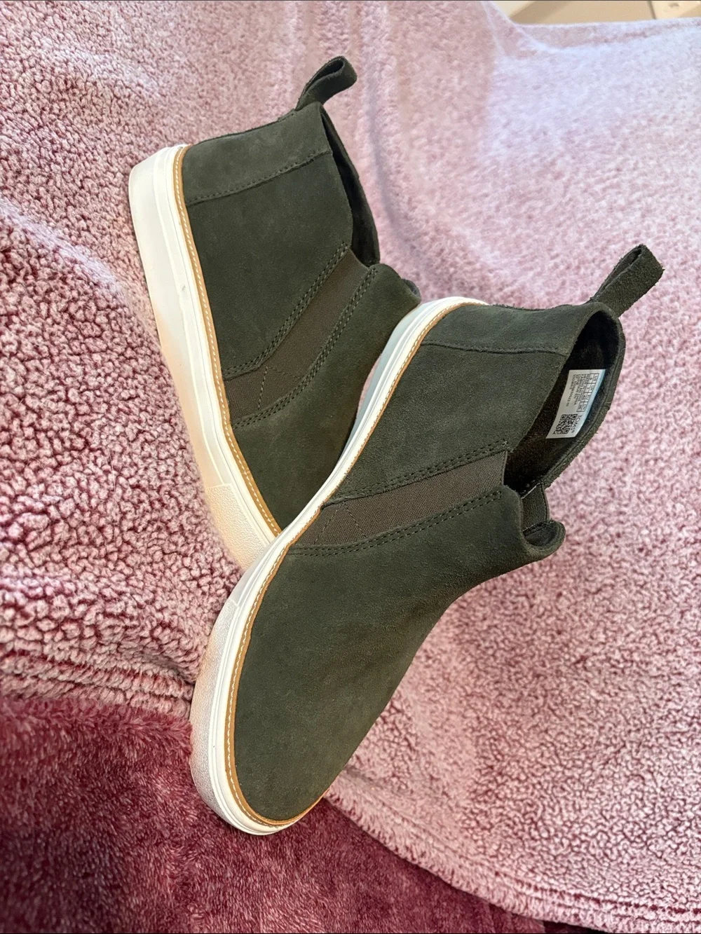 Toms Olive Suede Chukka Boots with Cream Sole